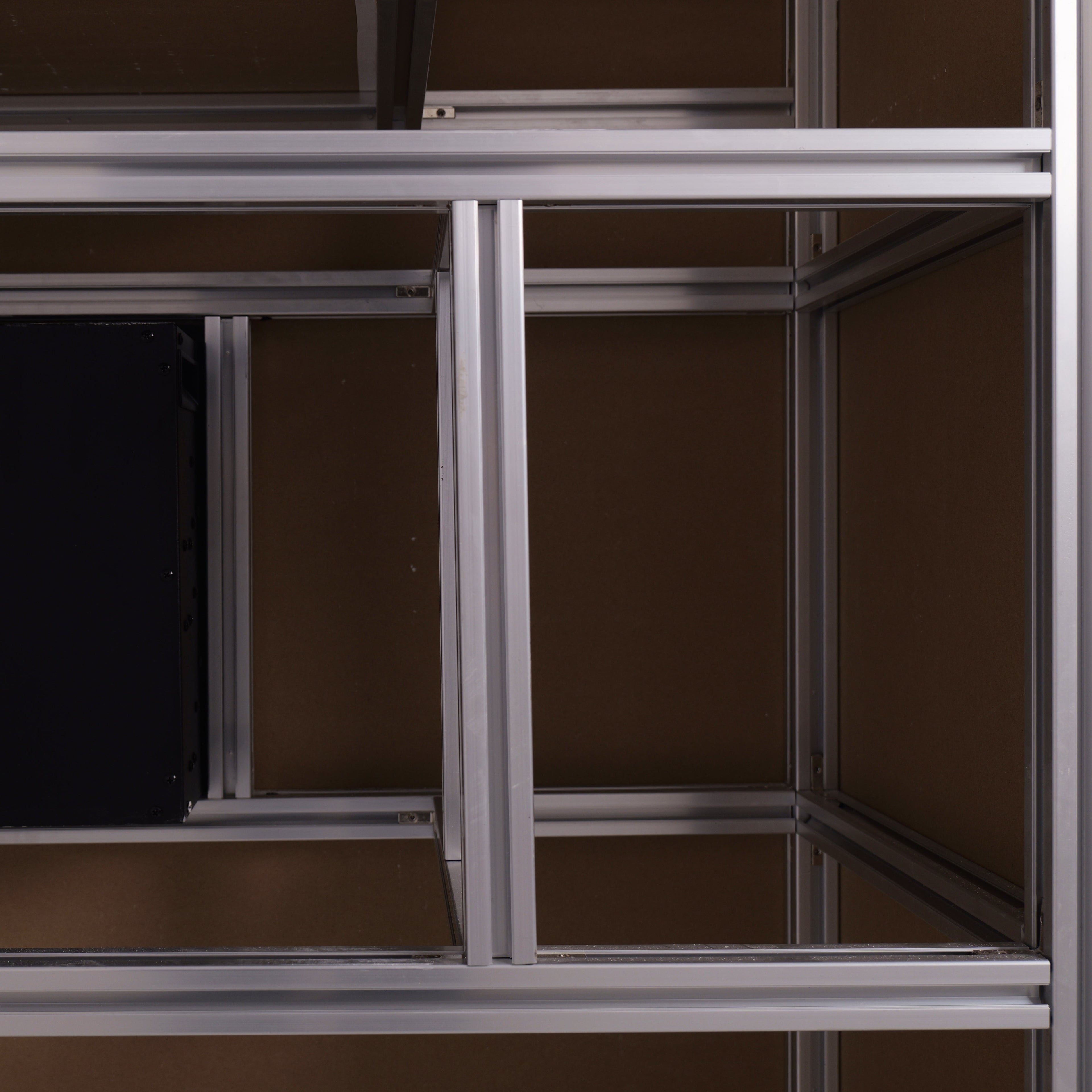 Easy-to-Install Aluminum Profile Media Wall Frame